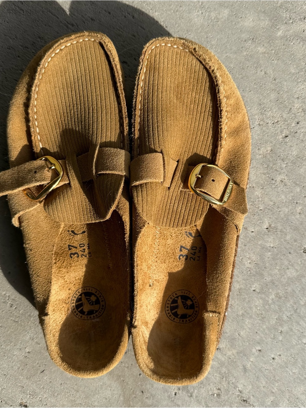 Birkenstock Chestnut Suede Moccasin Clogs with Gold Buckles NWOT